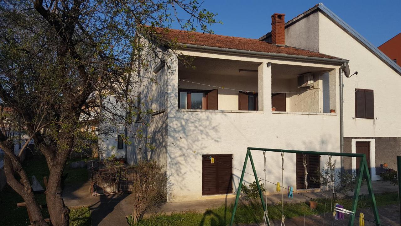 Apartman Zvjezda Biograd Na Moru Exterior foto